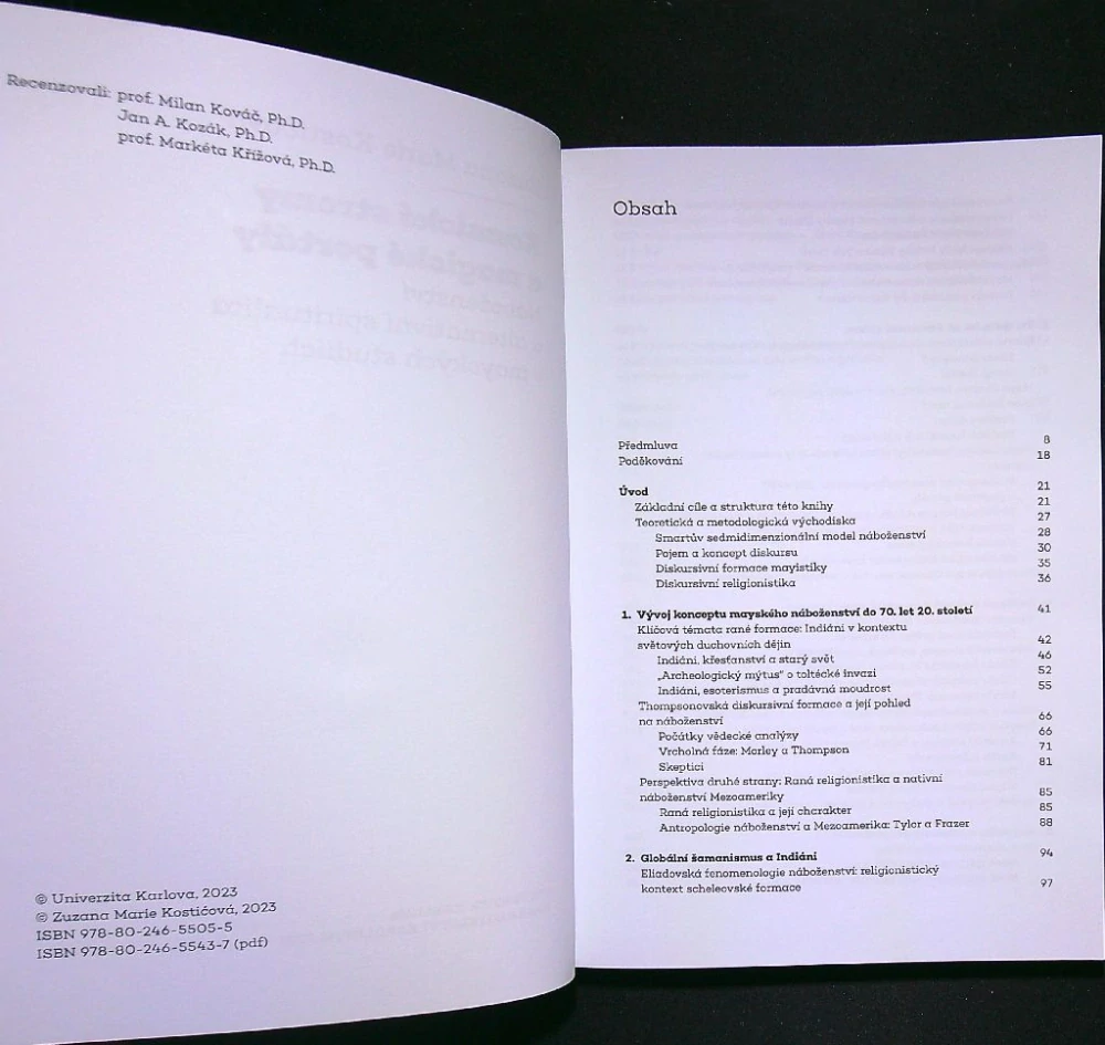 Kosmické stromy a magické portály