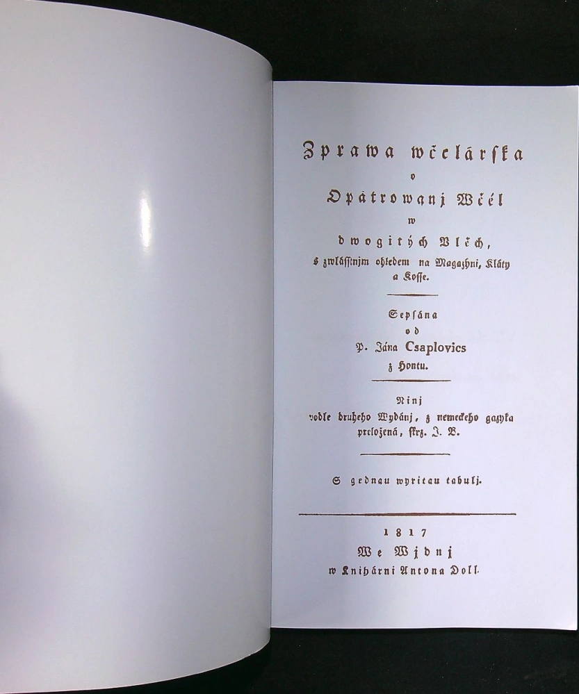 Včelárska správa o opatrovaní včiel vo dvojitých úľoch