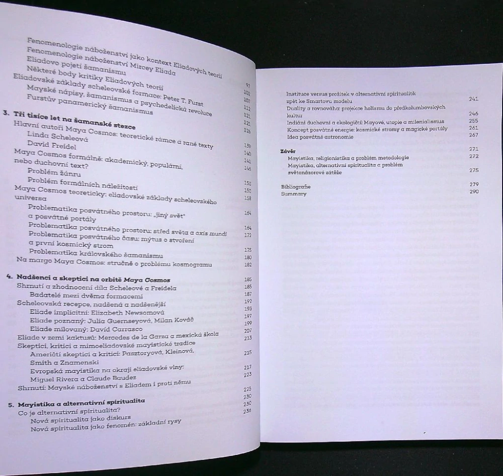 Kosmické stromy a magické portály